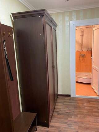 Гостевой дом Баварский Дом Горячий Ключ Трехместный (двусп или 2 односп. и диван)-4